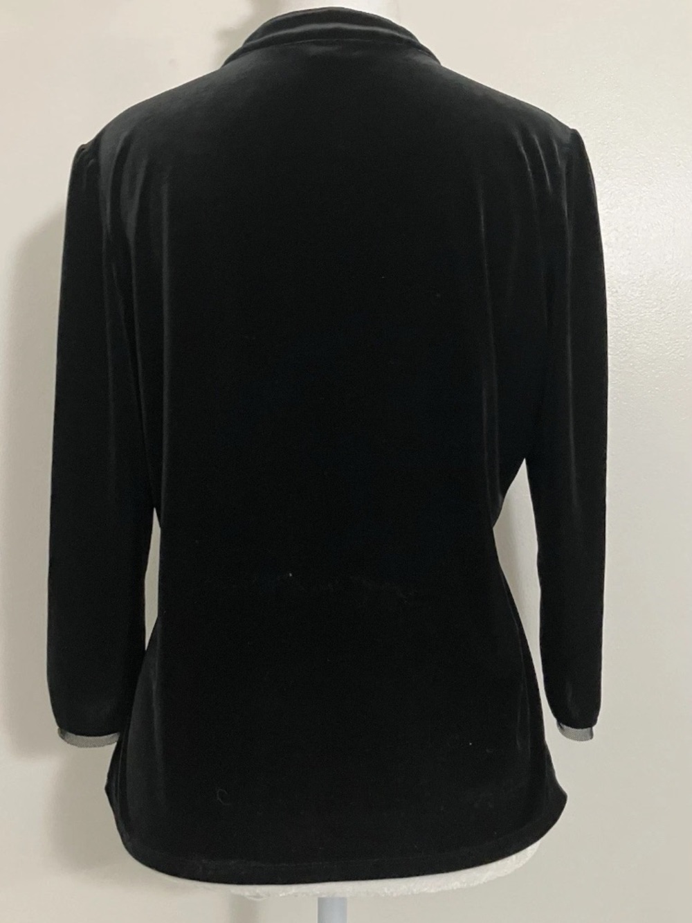 J. Jill Black Velvet Button-Front Top with Tonal Floral Embroidery - Picture 4 of 7
